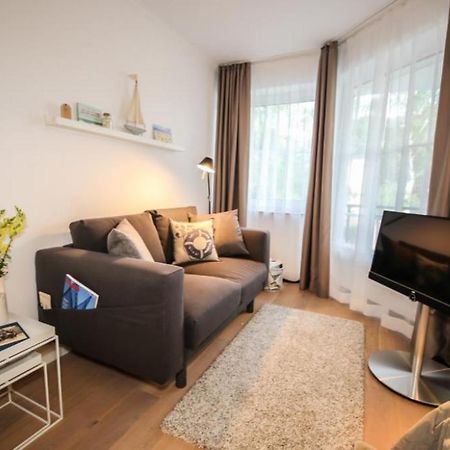 Ferienwohnung Am Strand Тимендорфер Странд Екстериор снимка